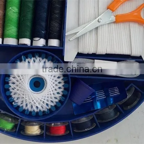Portable Deluxe Sewing Kit photo-3