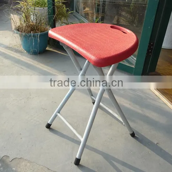 Strong and Durable Triangle Top Portable Metal Foot Stool photo-4