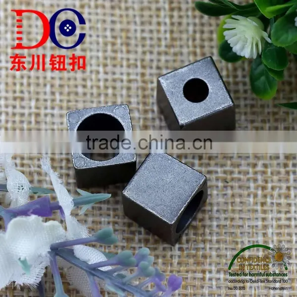 Ecofriendly Metal Cord End Stopper for Clothing photo-3