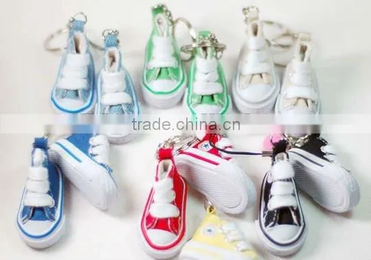 mini canvas shoes keychain