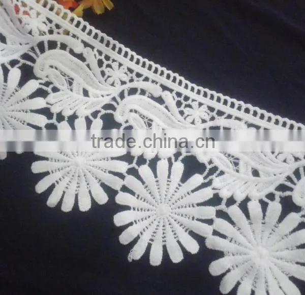 100%cotton Bulk Hot Sell Lace Guipure Flower Embroidery Fabric Lace Hot Style for Dress photo-2