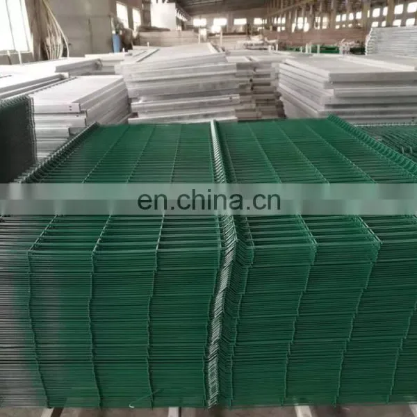 Triangular Curved Galvanized Wire Fence photo-3