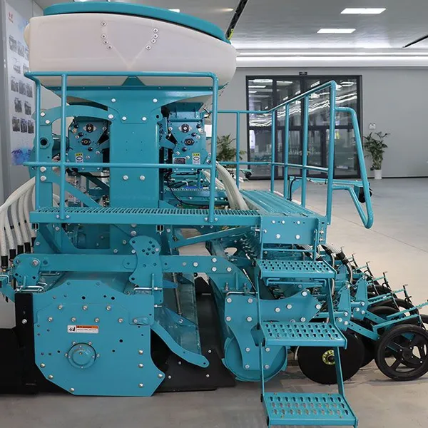 YXSF-04 12 Rows Seeding Fertilizing Machine With 600L Hopper photo-2