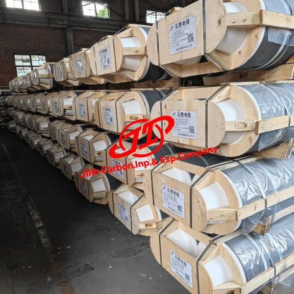 Graphite Electrode for Steelmaking EAF Furnace Parts With High Temperature Resistance and Long Service Life photo-2