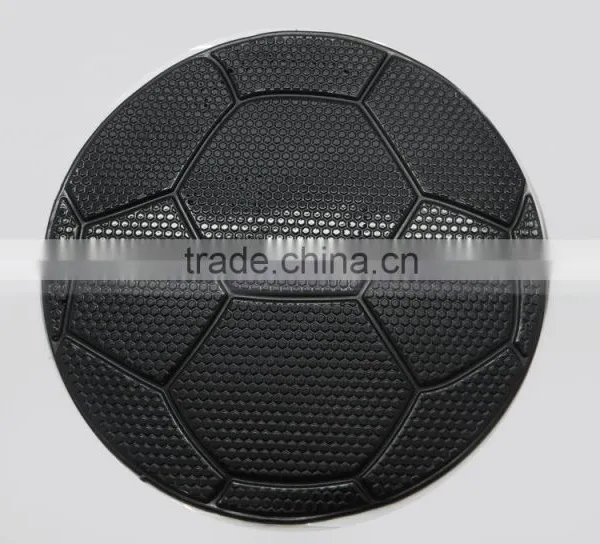 OPP Bag Packing PU Football Shape Sticky Pad for Car Dashboard photo-4