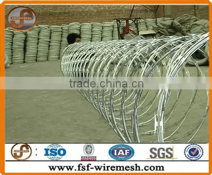 Security Fencing Razor Barbed Wire/razor Combat Wire/safety Razor Wire(ISO9001:2008 photo-5