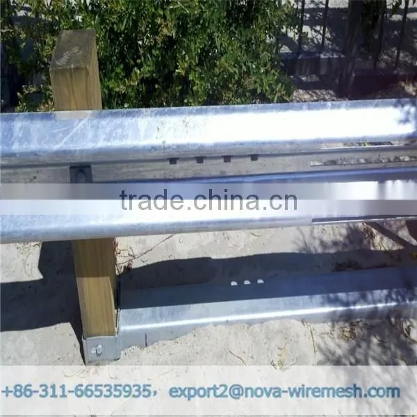W Beam Crash Barrier / Highway Guardrail Traffic Barrier