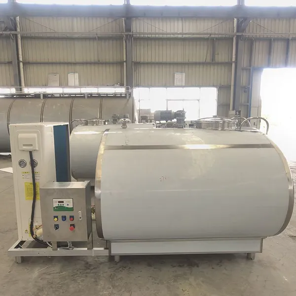 LEO 2000L Milk Cooling Tank photo-3