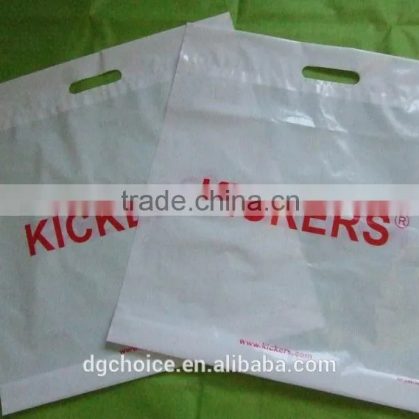 Custom Made Custom Print Punching Bags Die Cut Plastic Bag With Handle Wholesale photo-2