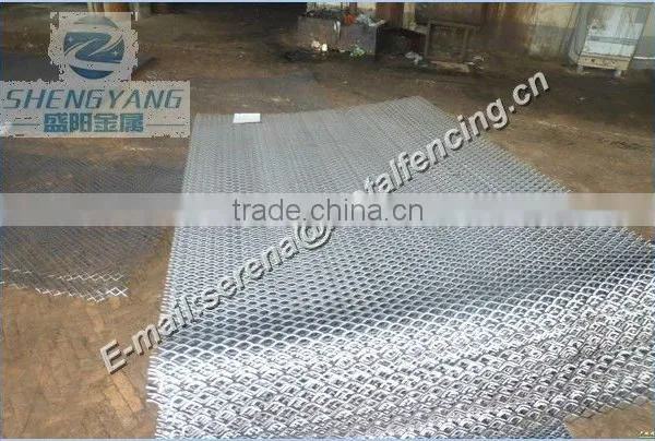 Galvanized Trailer Mesh Around the World