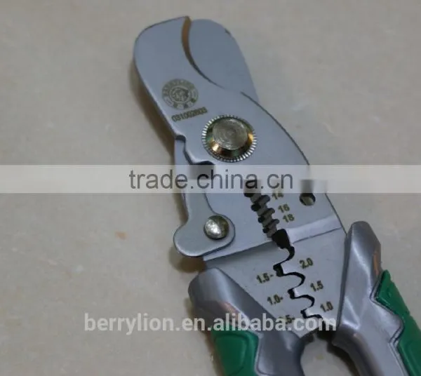 Berrylion 7" Multifunction Cable Cutter Crimping and Wire Stripper Cable Cutter photo-4