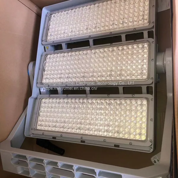 Philips ArenaVision LED Gen3 BVP427 C LED1480/957 1415W S6 BV photo-2