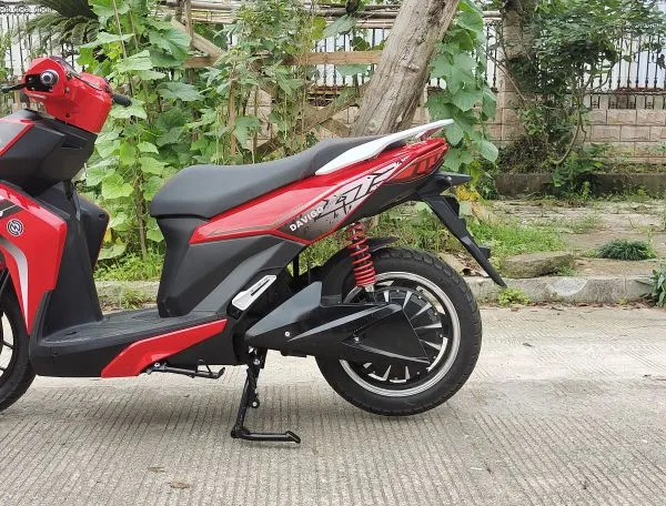 High Speed 80km/h Disc Brake 72v50ah Lithium Battery EEC Electric Motorcycle photo-4