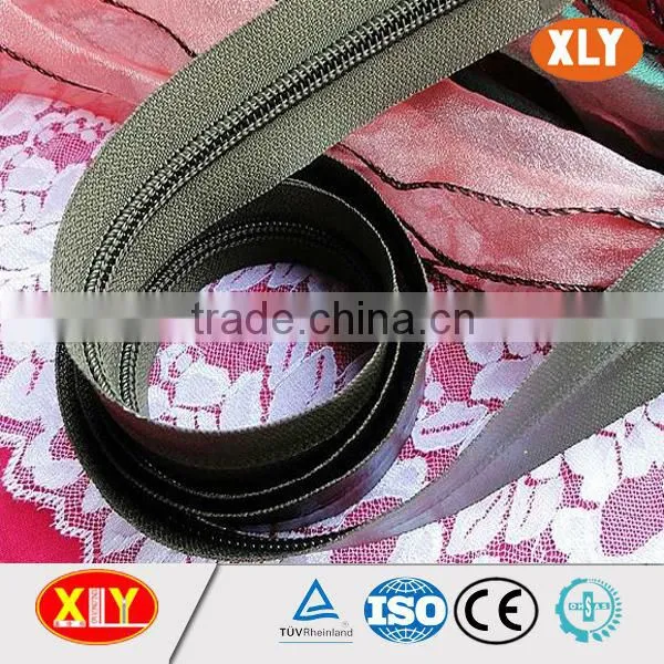 Zipper Manufacturer 5# Nylon Waterproof Zipper for Bag photo-5
