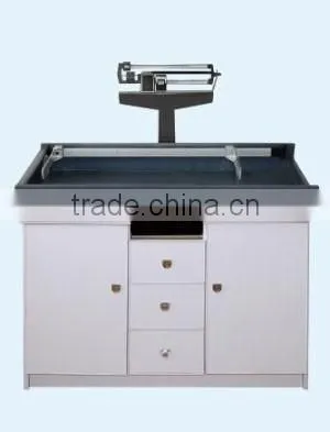 Mechanical Pediatric Scale With Infantometer