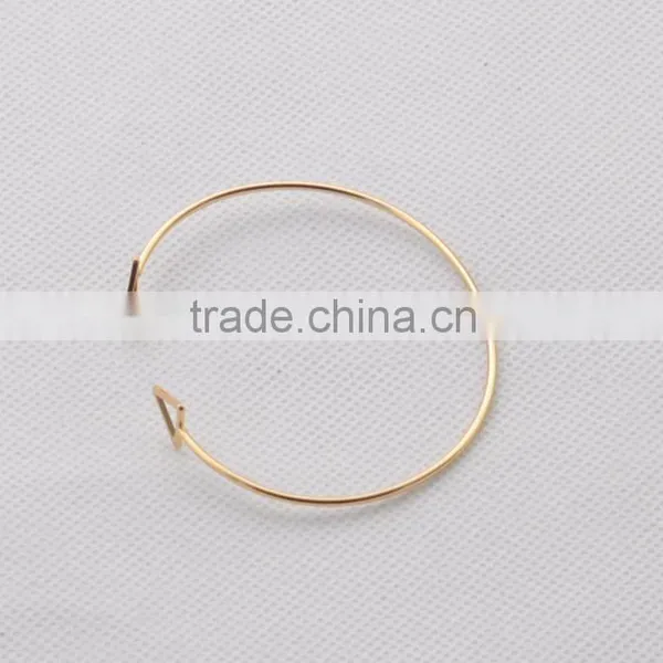 S>>>>Trendy Geometric Double Triangle Bangle Alloy Plated Gold Silver Design Opening Classic Bangles/ photo-2