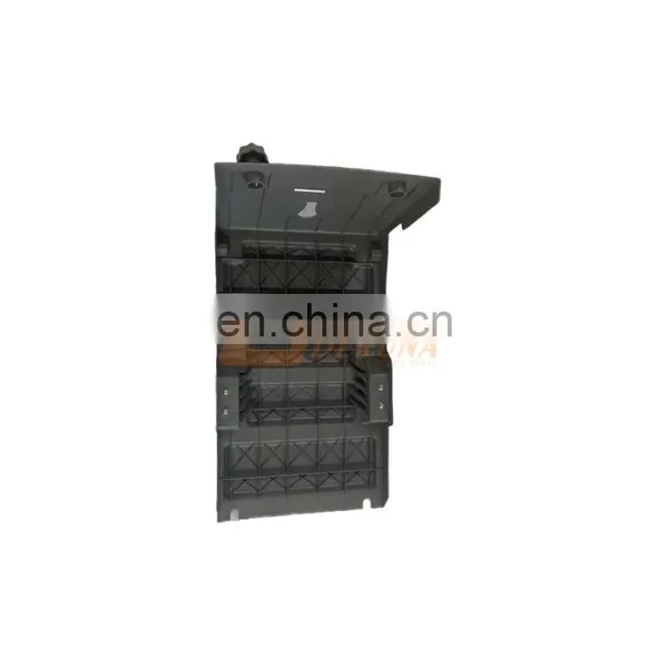 Sinotruk HOWO T5g T7h Tx Sitrak C5h C7h Truck Spare Parts YZ900076000014 Battery Compartment Cover Assembly (With Hole, Gray) photo-2