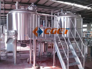 Equipamento de fabricação de cerveja em grande escala de 5000L, tipo vertical com superfície polida