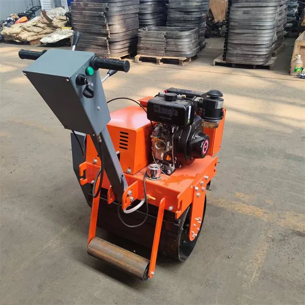 Handheld Road Roller, 600/700 Diesel Portable Ground Compactor for Trench Foundation and Road Maintenance photo-2