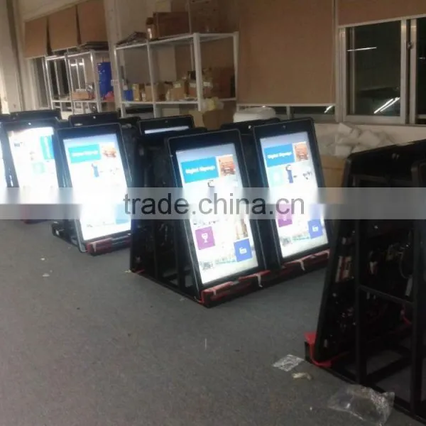 65 Inch Digital Advertising Monitors, High Brightness Indoor Digital Signage for Advertising photo-4