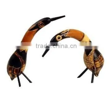 BIRD DESIGN PERUVIAN GOURD CRAFT