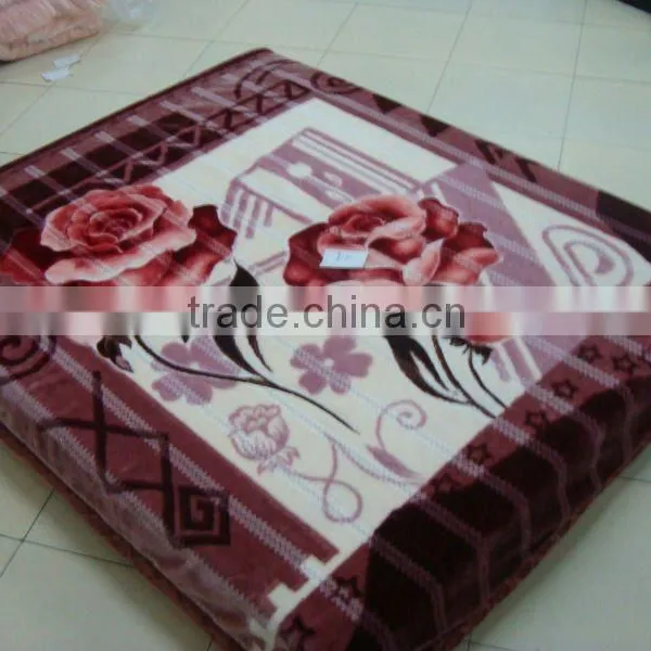100% Polyester Printed &carved Double Blanket