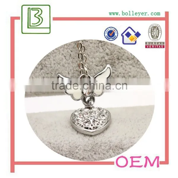 Unique Jewelry Design Wing And Heart Necklace With Diamonds photo-2