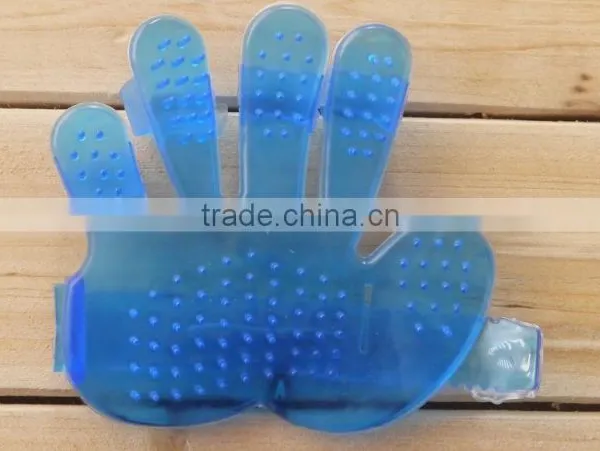 PVC Material Five Finger Soft Brush Comb for Pet Bathing photo-4