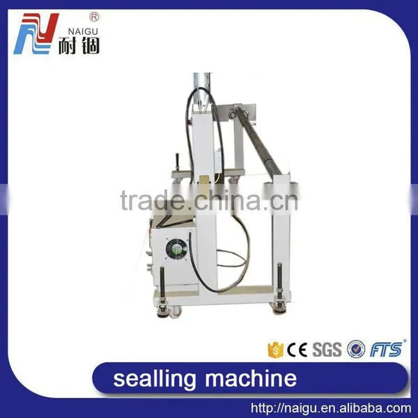 China Bag Production Machine With Blade Making Bag photo-2