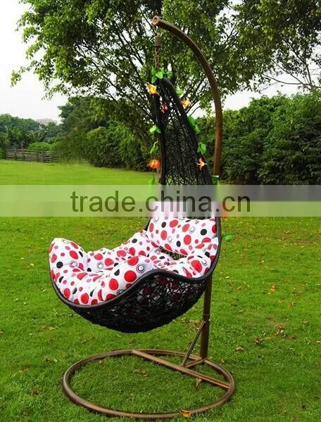 Outdoor Rattan Hammock photo-3
