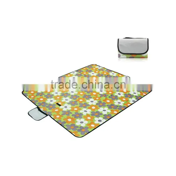 Wholesale Customised Logo Picnic Blanket Tartan Foldable Camping Picnic Mat With Waterproof PVC Coating photo-2