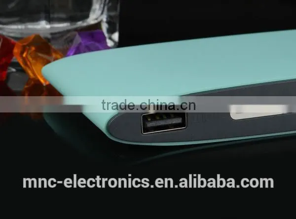 Creative Touch Stripe Led Indicator Ultra Thin Polymer Lithium Battery Custom Logo 8000mAh Mobile Phone Battery Pack Power Bank photo-6