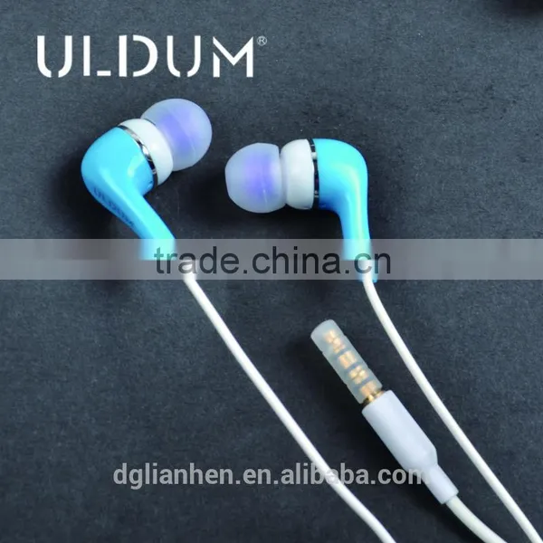 Earphone ULDUM 2013 Universal in Ear Earphone With Mic for Any Smarphone photo-5