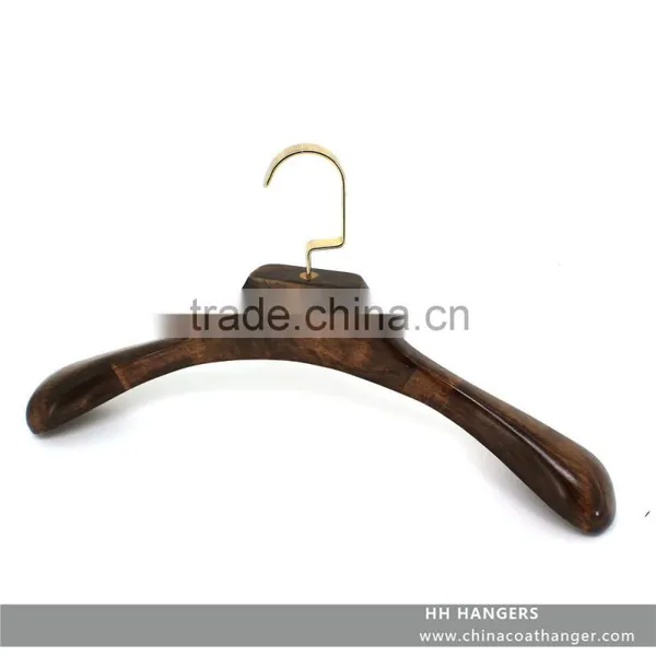 Luxury Wooden Hanger Manufacture All Kinds of Wholesale Wooden Suit Clothes Hanger photo-4