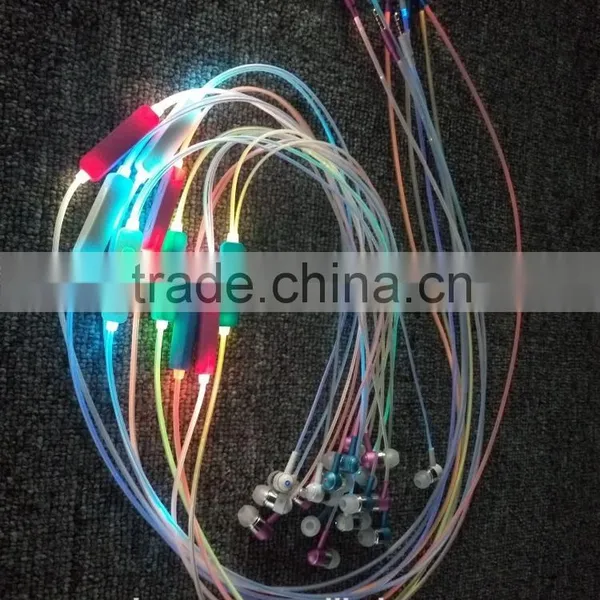 Fashion ,cheapest MFI Colourful Led Lighting Earphone Wired Sport Headphones photo-6