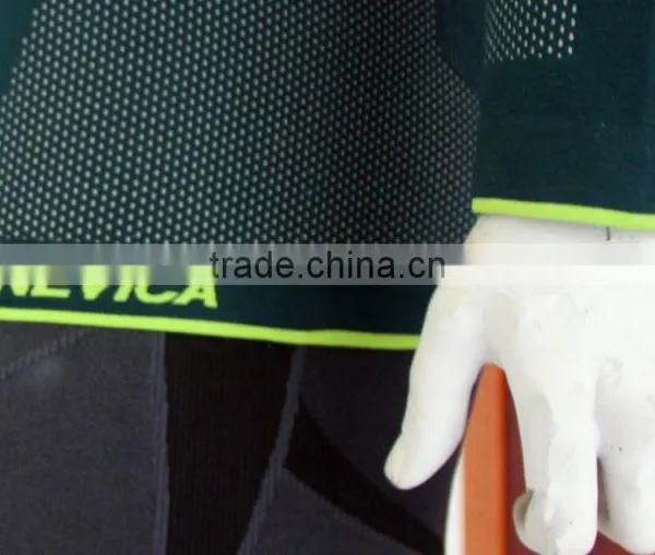 Latest Fashion Seamless Tight Fit Spportswear photo-6