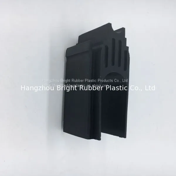 High Quality IATF16949 70 Shore A Custom Silicone Rubber Parts photo-3