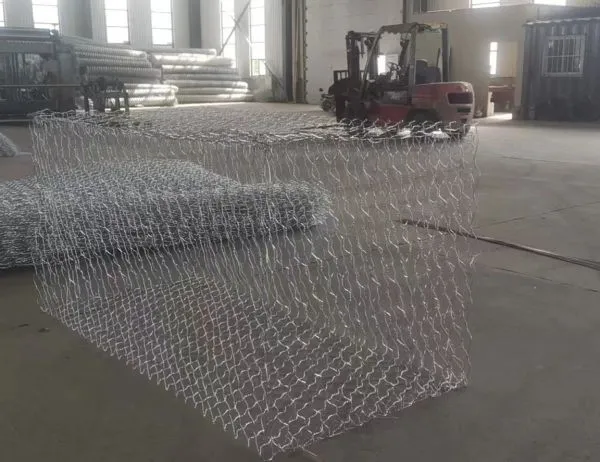 Hexagonal Wire Mesh Gabion for Retaining Walls 80*100mm Hole Size photo-2
