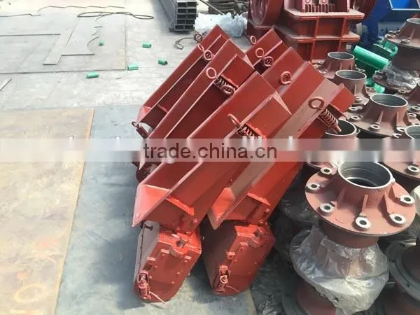 Hot Selling and Good Quality Electromagnetic Vibrating Feeder photo-3