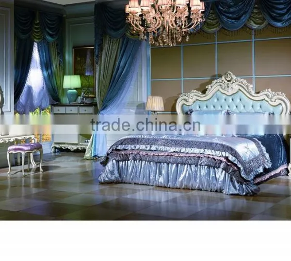 Bisini Luxury Bedroom Furniture, Luxury Solid Wood Bed Room Furniture Set photo-5