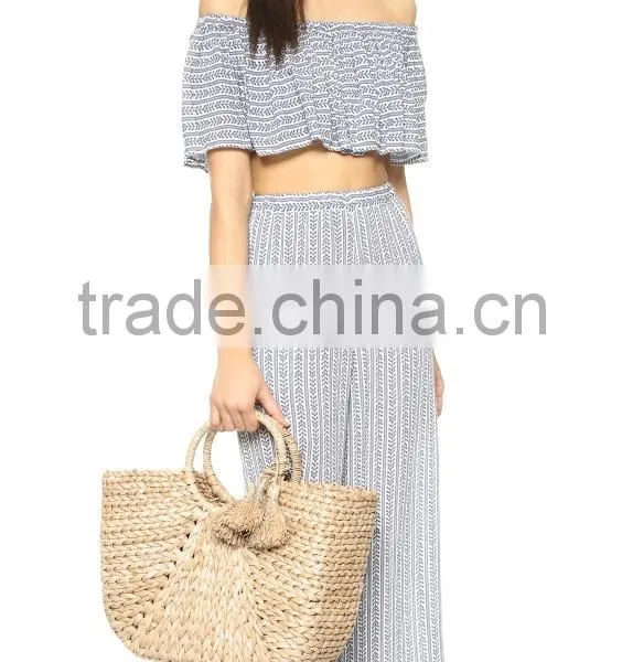 Straw Pompom Water Hyacinth Bag