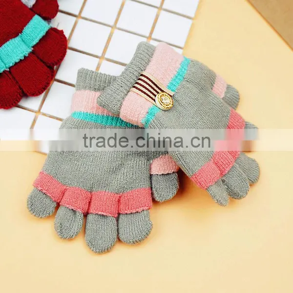 TC13017 Wholesale Cute Winter Kids Acrylic Gloves New Fashion Knit Five Fingers Gloves photo-2