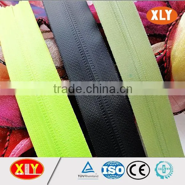High Quality YKK Color Seam Tape Water Sealed Zipper photo-4