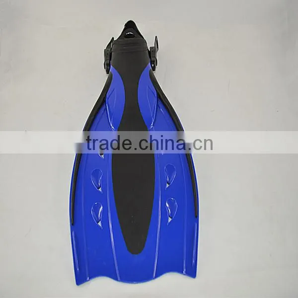 A Standard Scuba Diving Fin With Adjust Strap And Quick Release Buckles photo-3