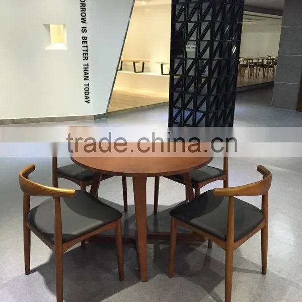 Round Solid Wood Table photo-3