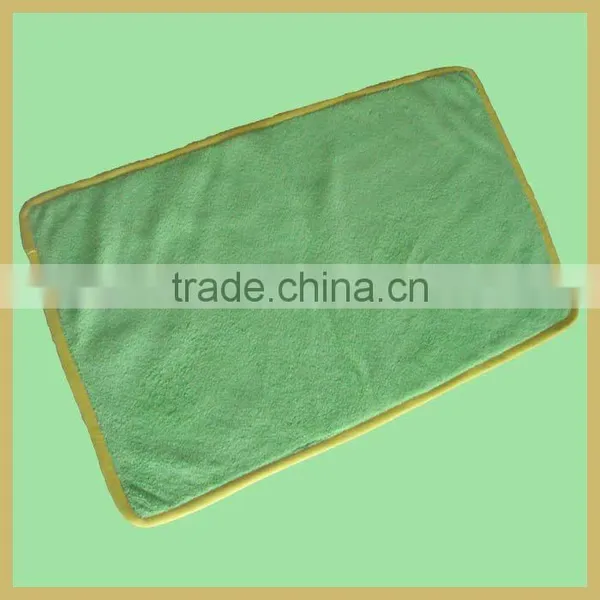 Two Color Side Coral Fleece Carpet