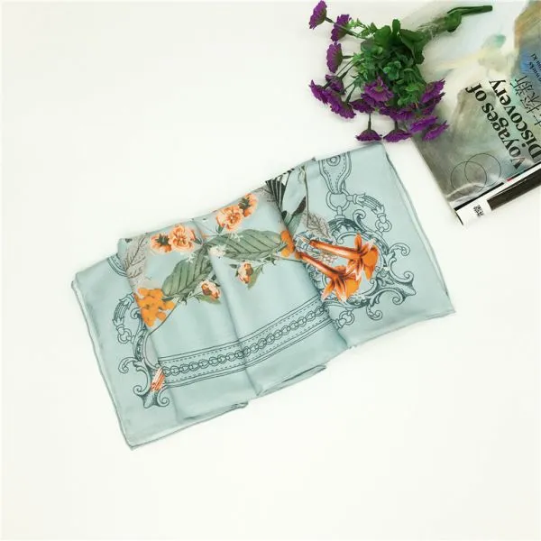 Unique Design Hot Sale Custom Heavy Silk Scarf photo-2