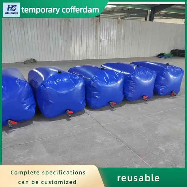 Custom Size PVC Temporary Cofferdam Durable Water Barrier For Lake Water Control Construction photo-3