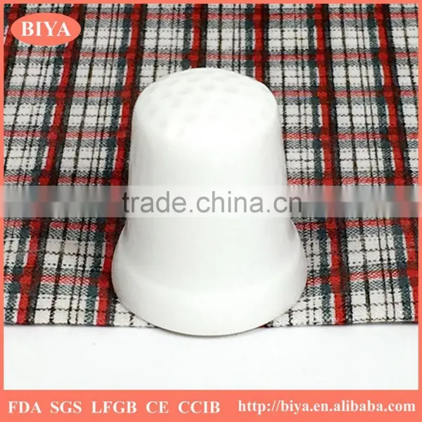 Color Gift Box Package Bone China Delicate White Porcelain Thimble Set or Ceramic Hand Ring Jewelry Holder photo-4