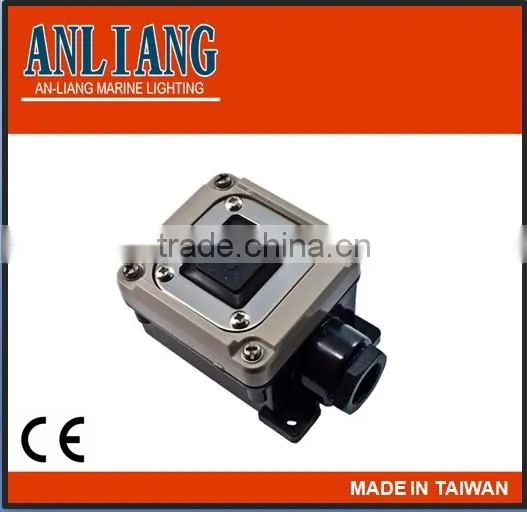 <Taiwan Made> High Quality 250V/500V Polycarbonate IP65 Watertight Pushbutton Switch photo-5